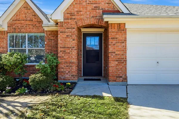 $1,775 | 1224 Barrel Run, Fort Worth, TX 76052