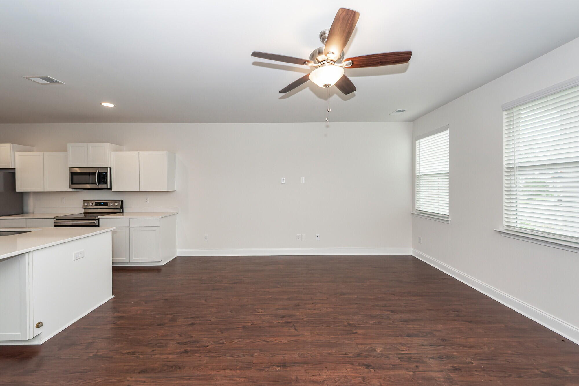 7787 Montview Road North Charleston, SC 29418 - Photo 7 of 35 08