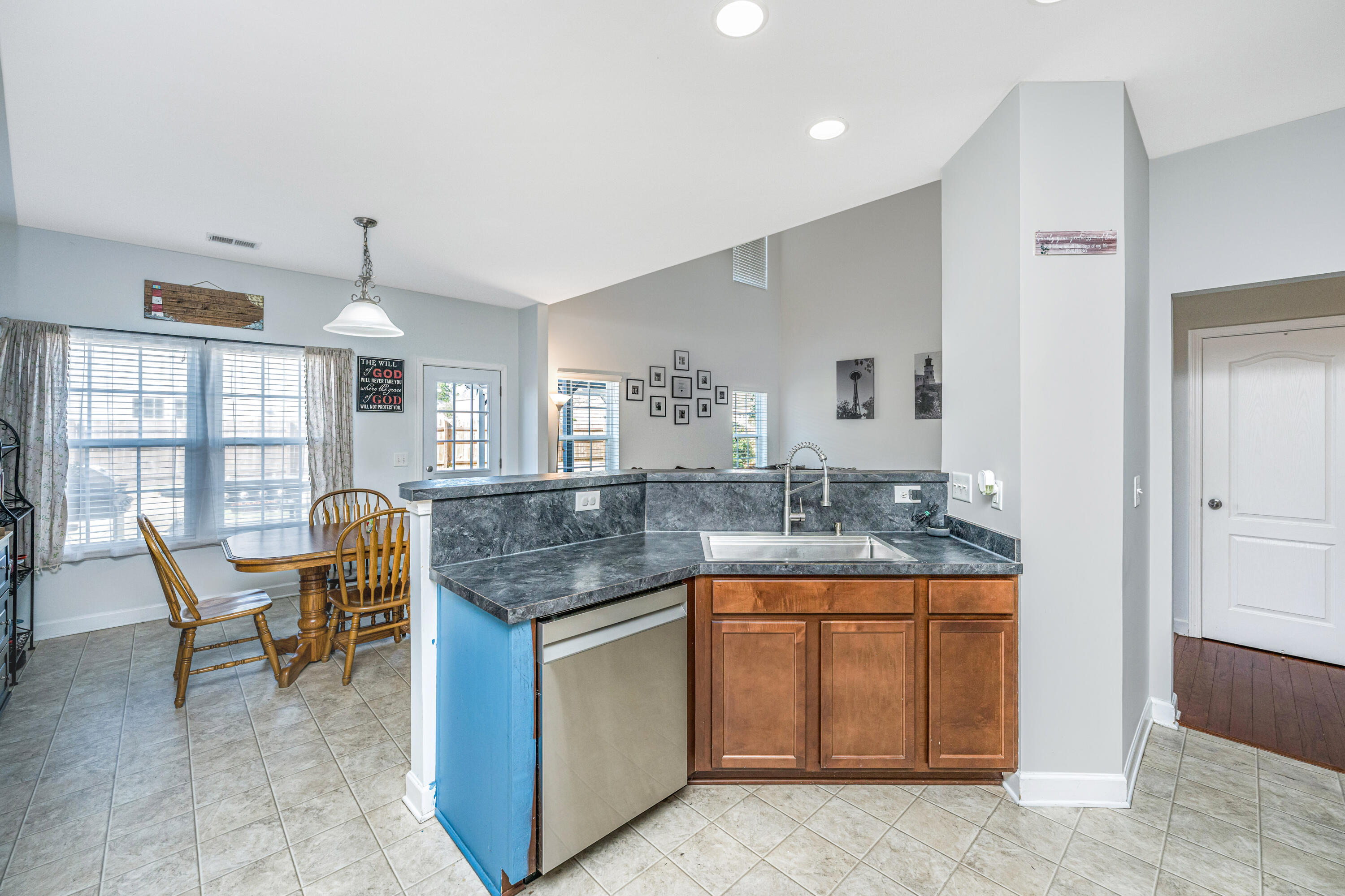 3033 Adventure Way Ladson, SC 29456 - Photo 12 of 38 3033AdventureWay015