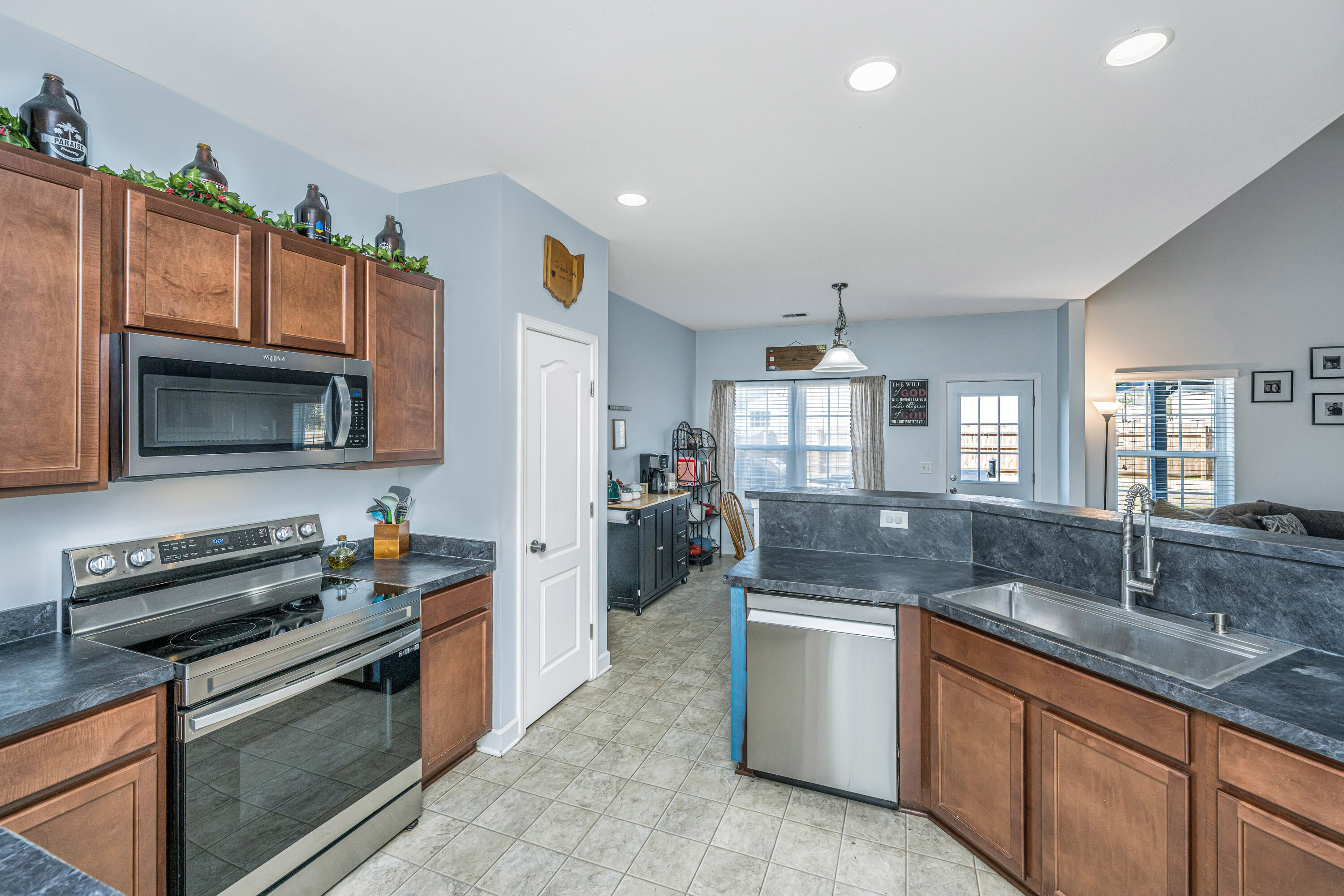 3033 Adventure Way Ladson, SC 29456 - Photo 15 of 38 3033AdventureWay019