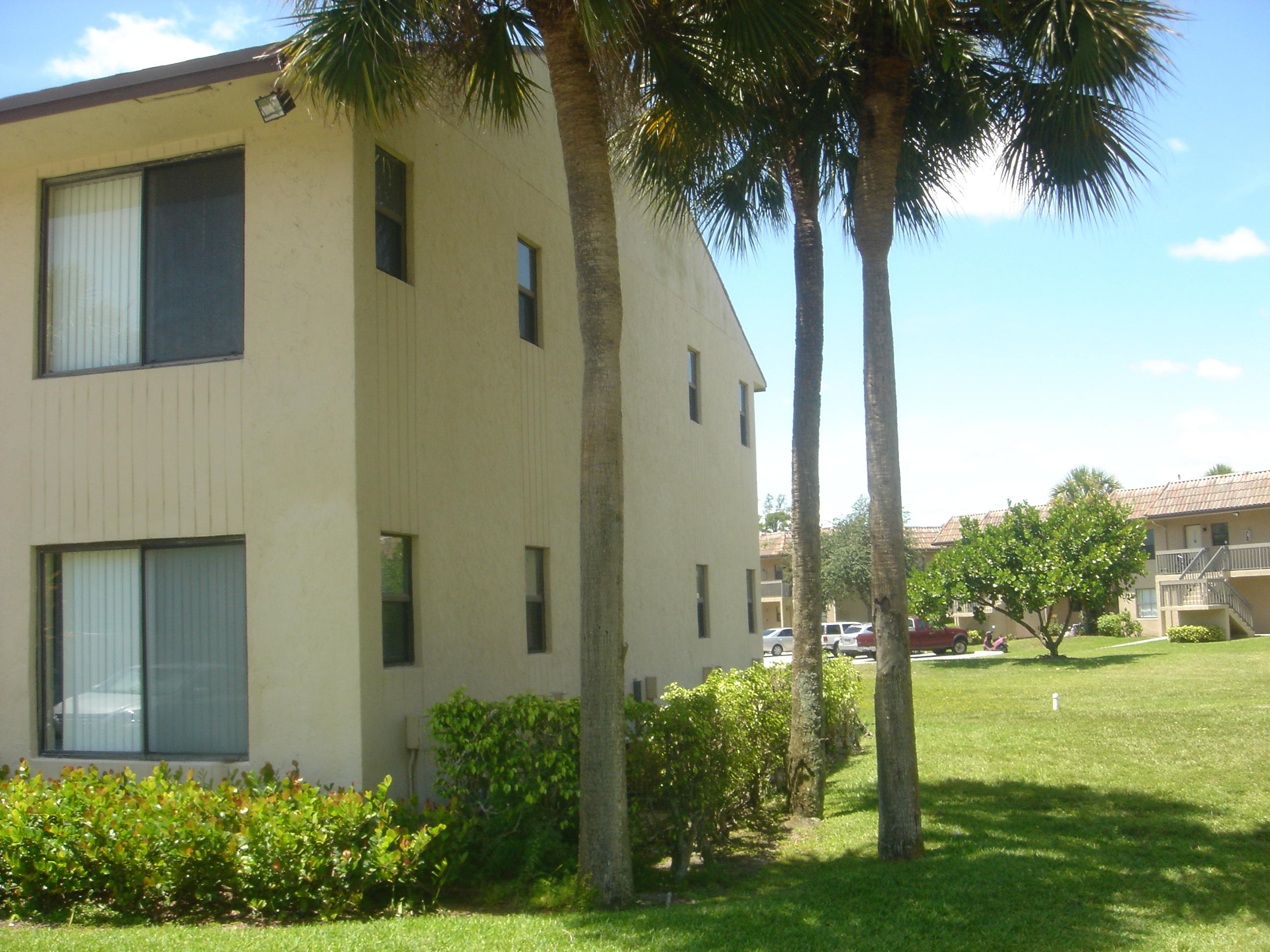 6660 Somerset Drive, Unit 108 Boca Raton, FL 33433 - Photo 19 of 25 B 108 017