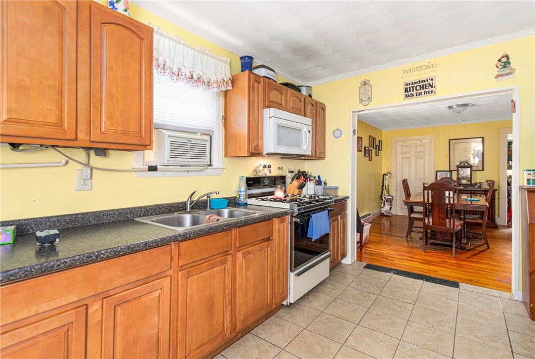535 Washington Street Coventry, RI 02816 - Photo 21 of 49 Gallery Image 21