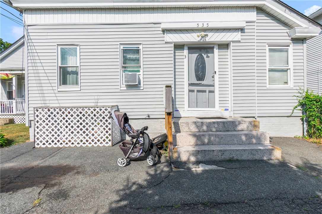 535 Washington Street Coventry, RI 02816 - Photo 5 of 49 Gallery Image 5