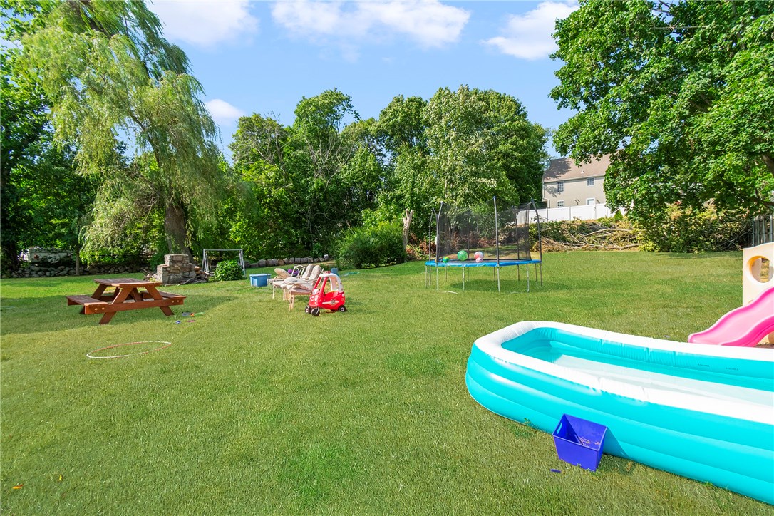 535 Washington Street Coventry, RI 02816 - Photo 8 of 49 Gallery Image 8