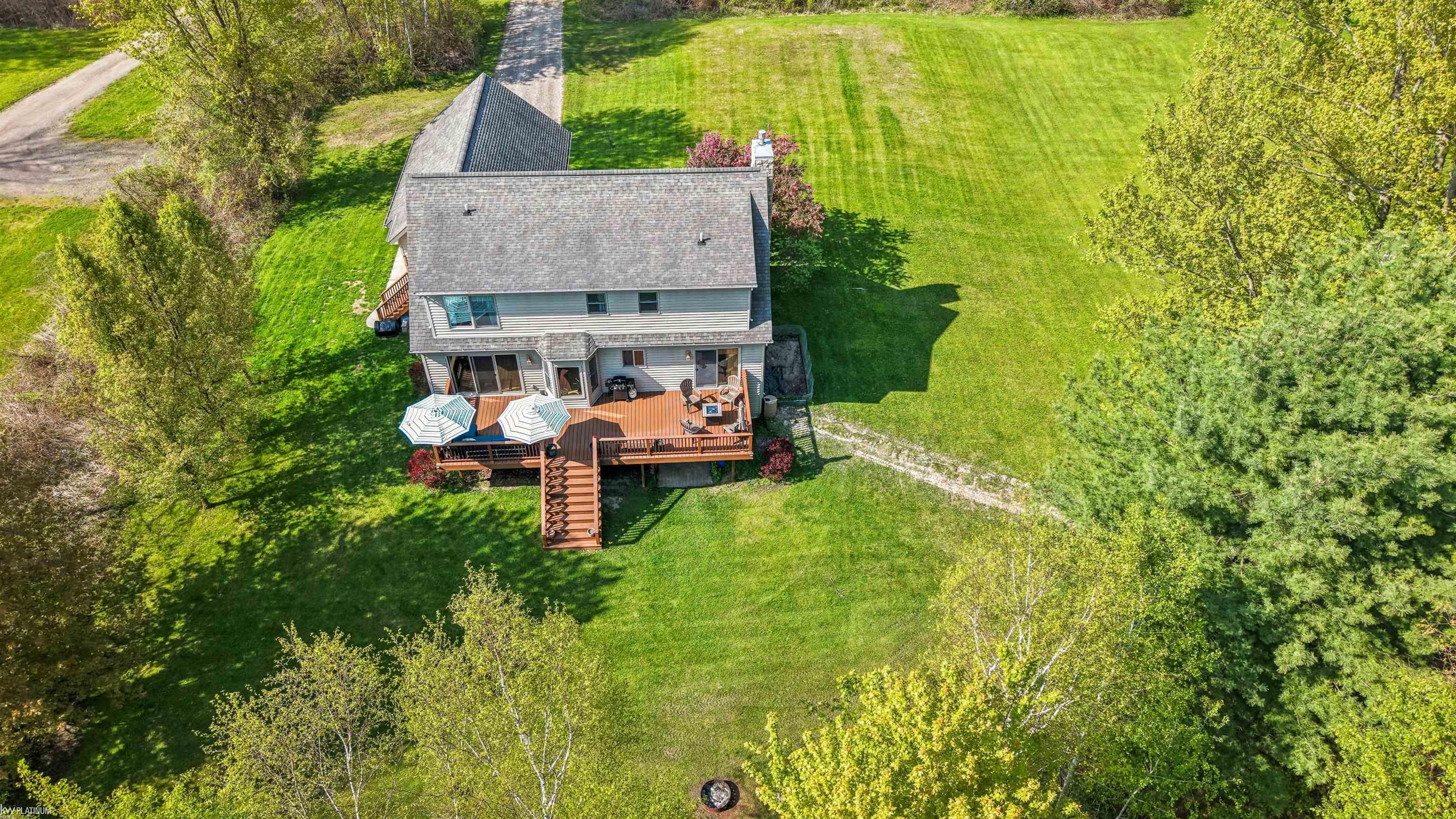 6527 Genaw Road Algonac, MI 48001 - Photo 10 of 45