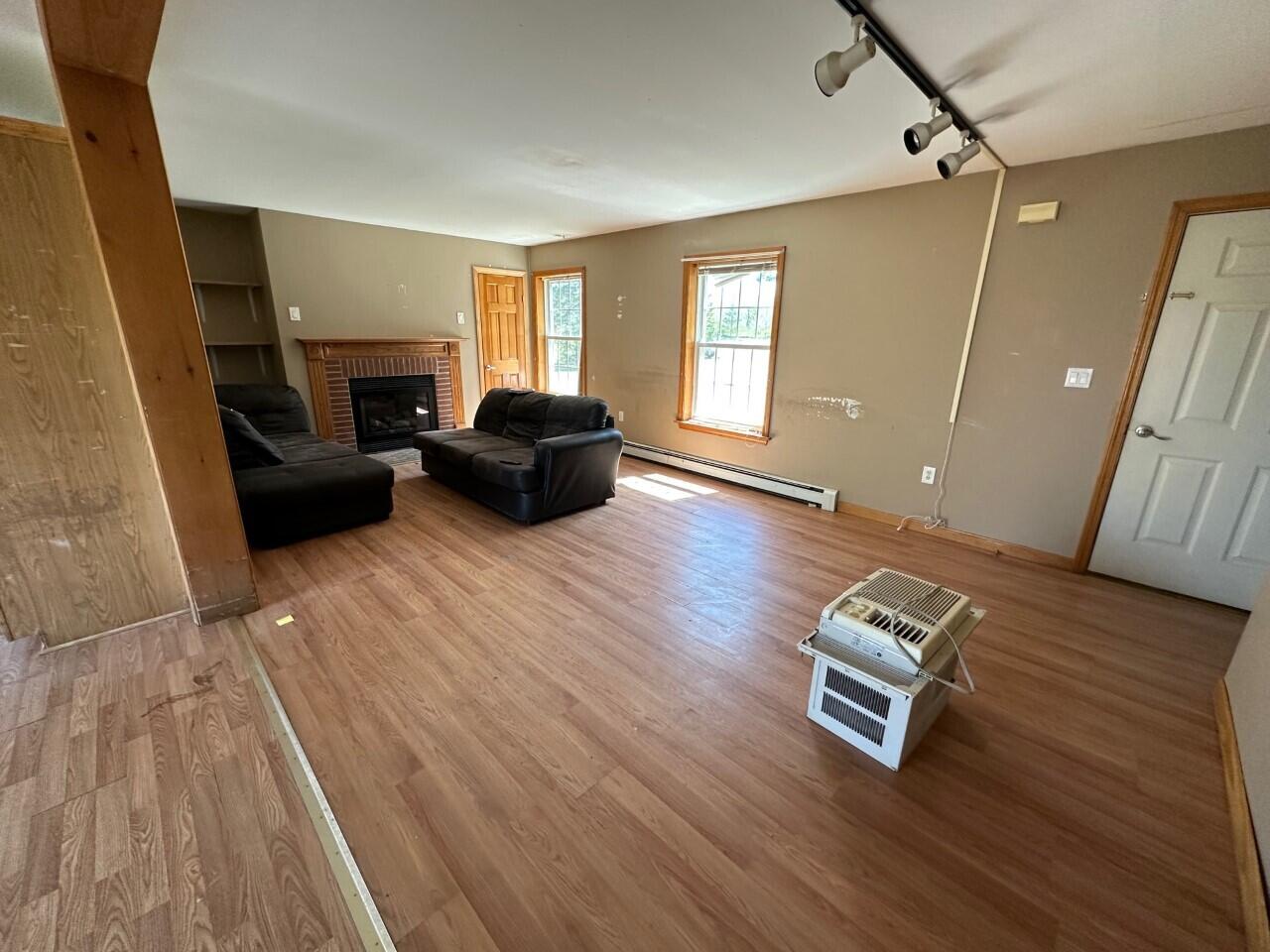 138 Church Road Bangor, ME 04401 - Photo 6 of 31 Living Room 2