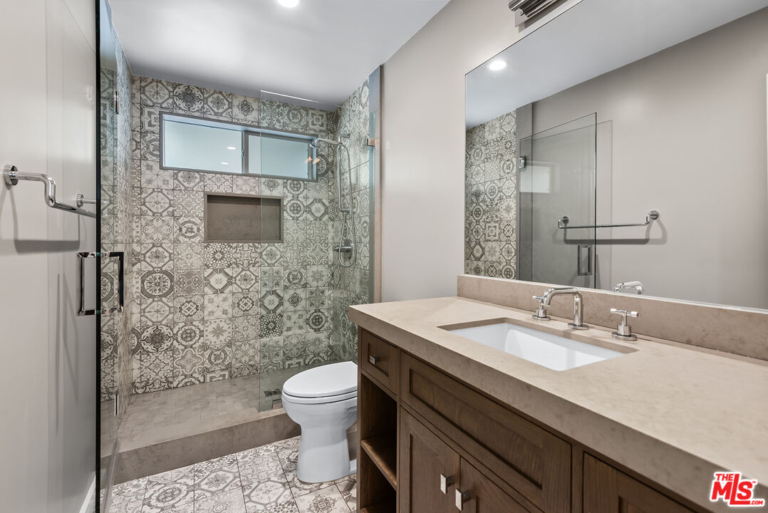 6400 Pacific Avenue, Unit 306 Playa del Rey, CA 90293 - Photo 16 of 26