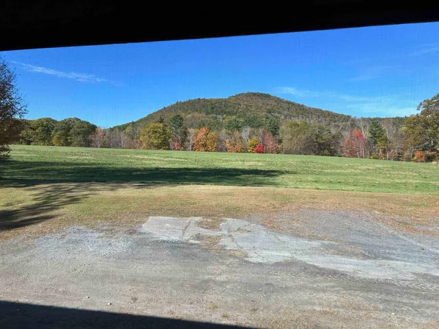 $399,000 | 35 Indian Pond Road, Orford, NH 03777