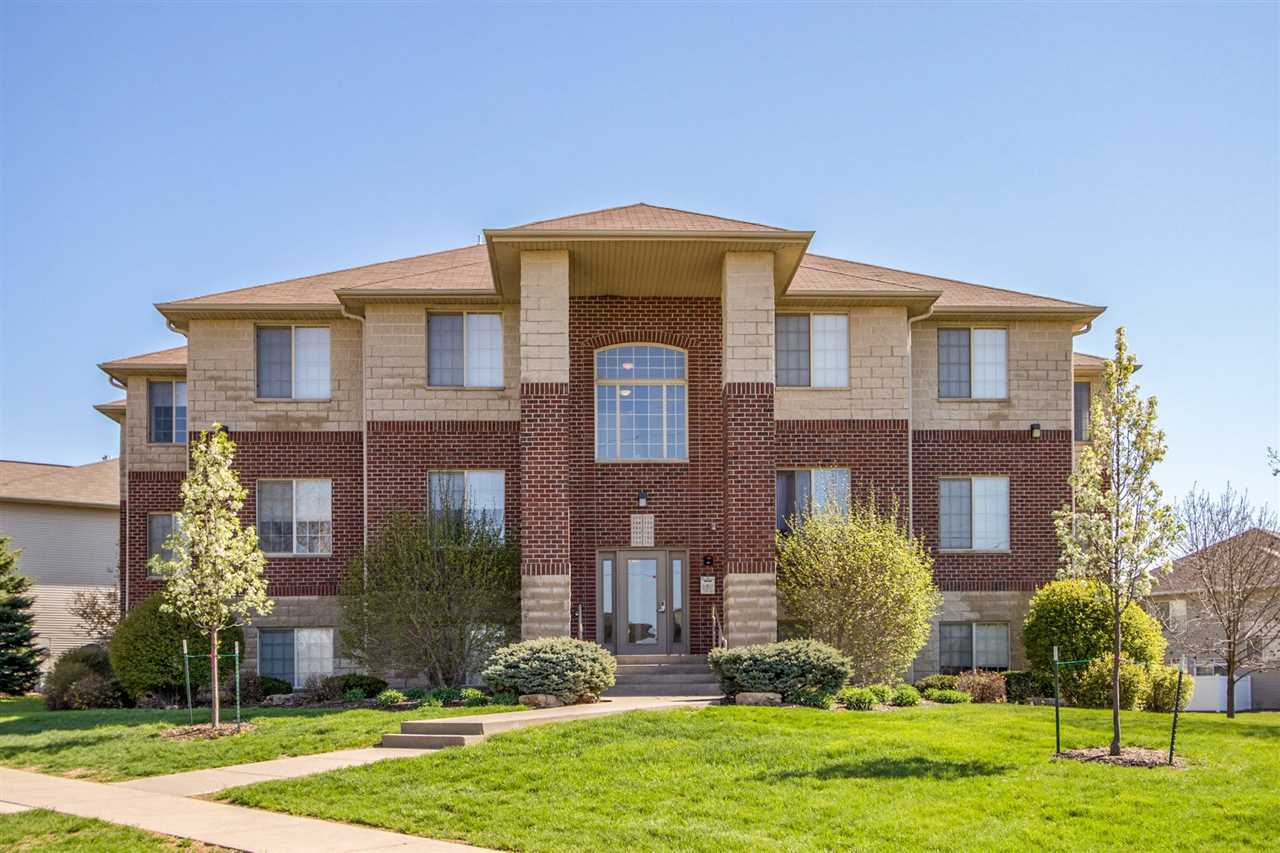 366 Camden Road Iowa City, IA 52245 - Photo 1 of 18 Gallery Image 1