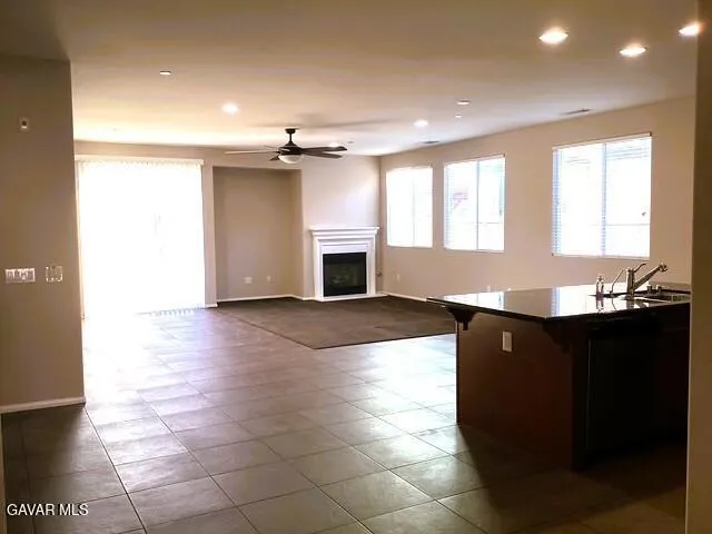 $524,990 | 3832 Avenue J11 Avenue West, Lancaster, CA 93536