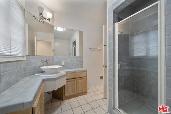 $4,450 | 10374 Ashton Avenue, Los Angeles, CA 90024