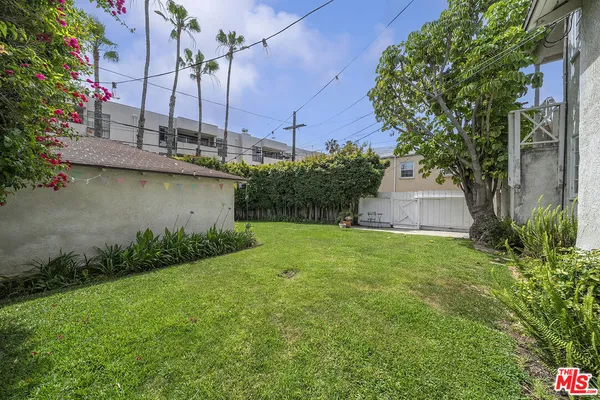 $4,450 | 10374 Ashton Avenue, Los Angeles, CA 90024