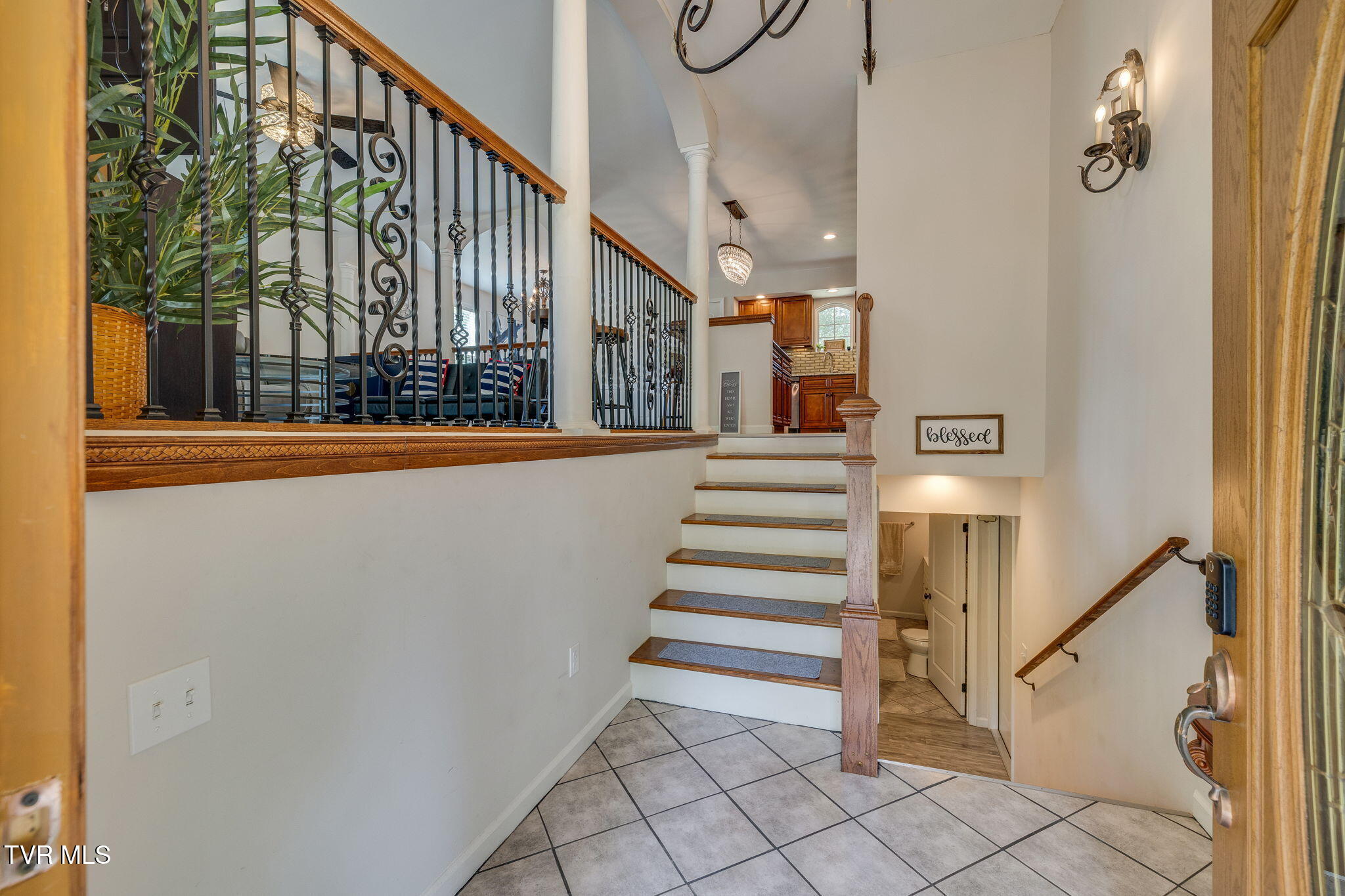 2100 Longreen Road Kingsport, TN 37660 - Photo 6 of 47 005