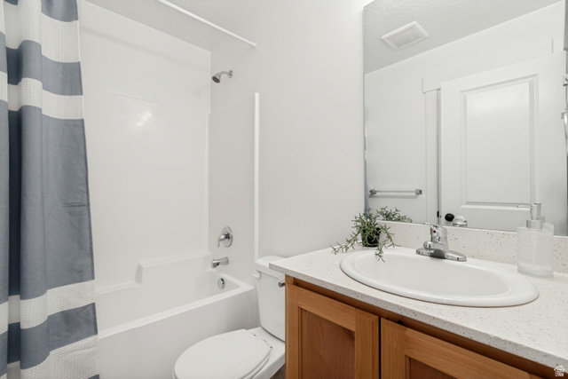 1988 South Marigold Way Santaquin, UT 84655 - Photo 22 of 47 Hall Bathroom
