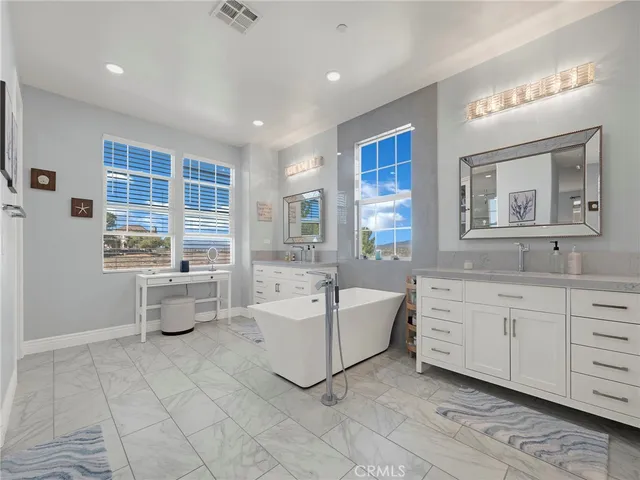 $1,375,000 | 27741 Claremore Way, Santa Clarita, CA 91350