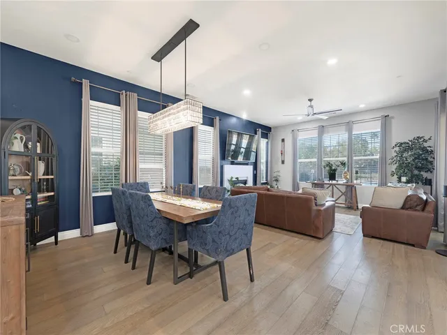 $1,375,000 | 27741 Claremore Way, Santa Clarita, CA 91350