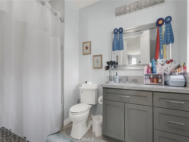 $1,375,000 | 27741 Claremore Way, Santa Clarita, CA 91350