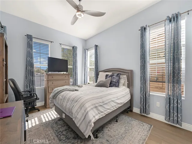 $1,375,000 | 27741 Claremore Way, Santa Clarita, CA 91350