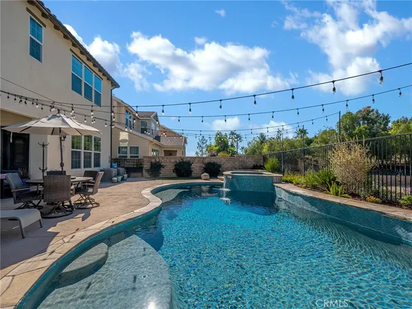 $1,350,000 | 27741 Claremore Way, Santa Clarita, CA 91350