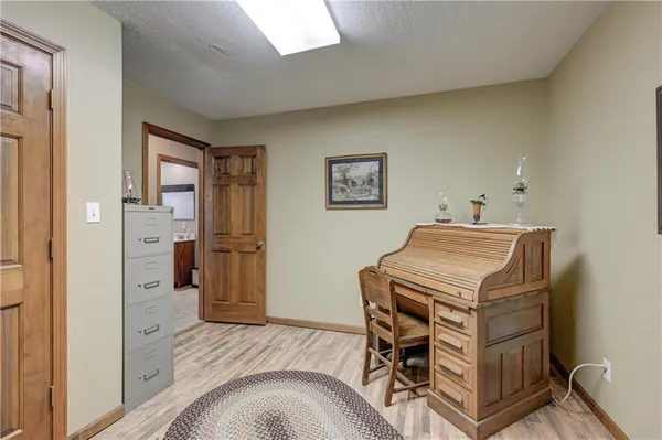 $625,000 | 286 South 160th Street, Girard, KS 66743