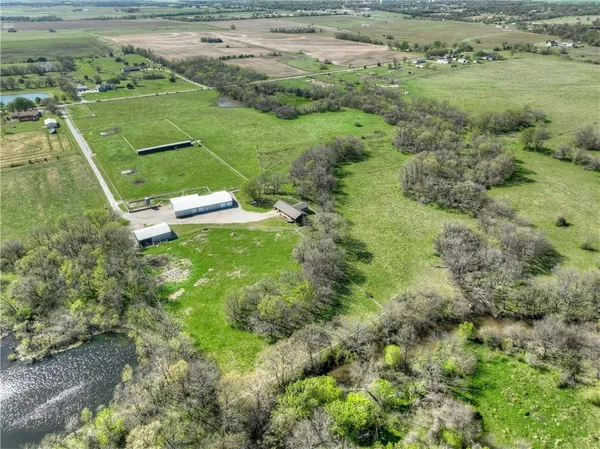 $625,000 | 286 South 160th Street, Girard, KS 66743