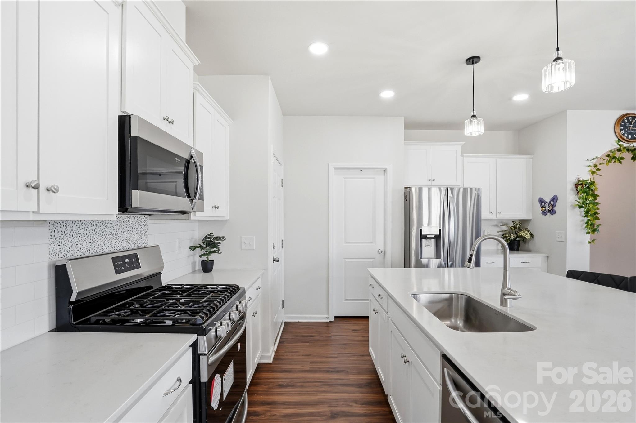 1838 Grove Park Lane Tega Cay, SC 29708 - Photo 8 of 44