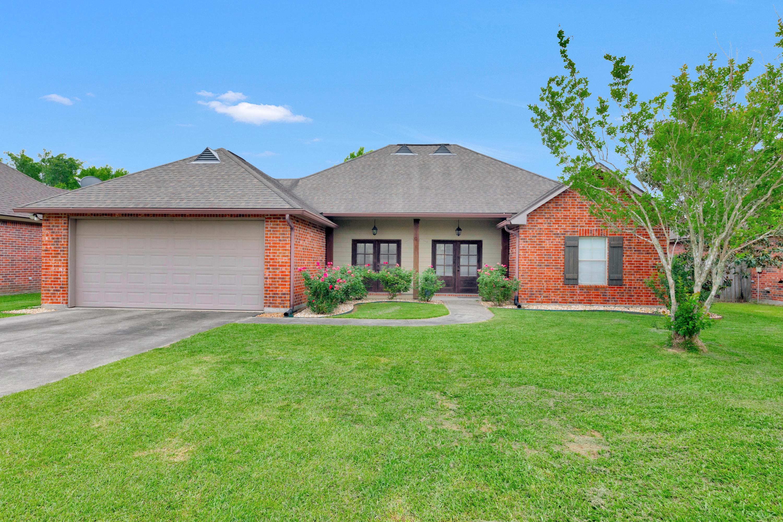 143 Rue Des Cannes Maurice, LA 70555 - Photo 2 of 26