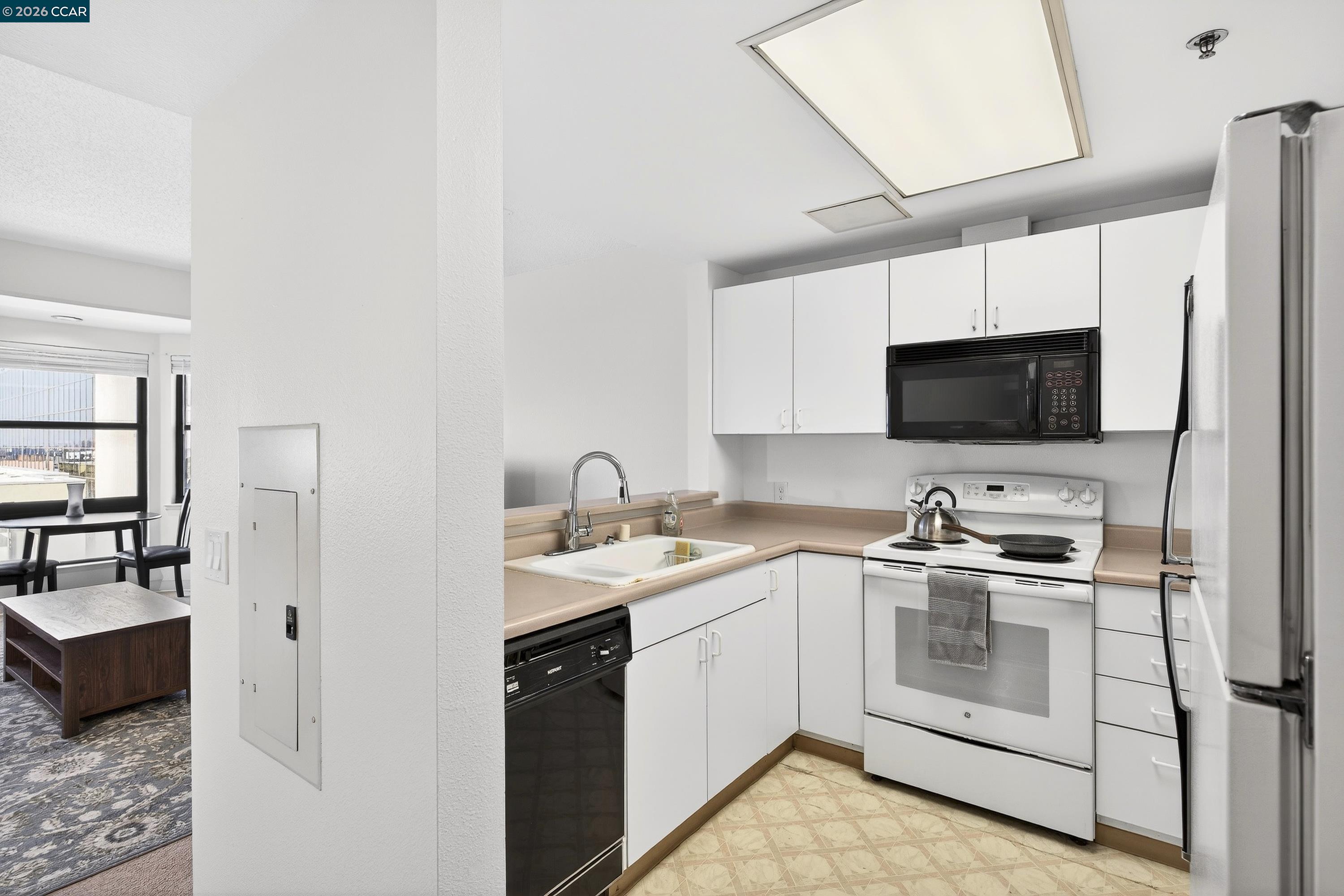 988 Franklin Street, Unit 707 Oakland, CA 94607 - Photo 13 of 55