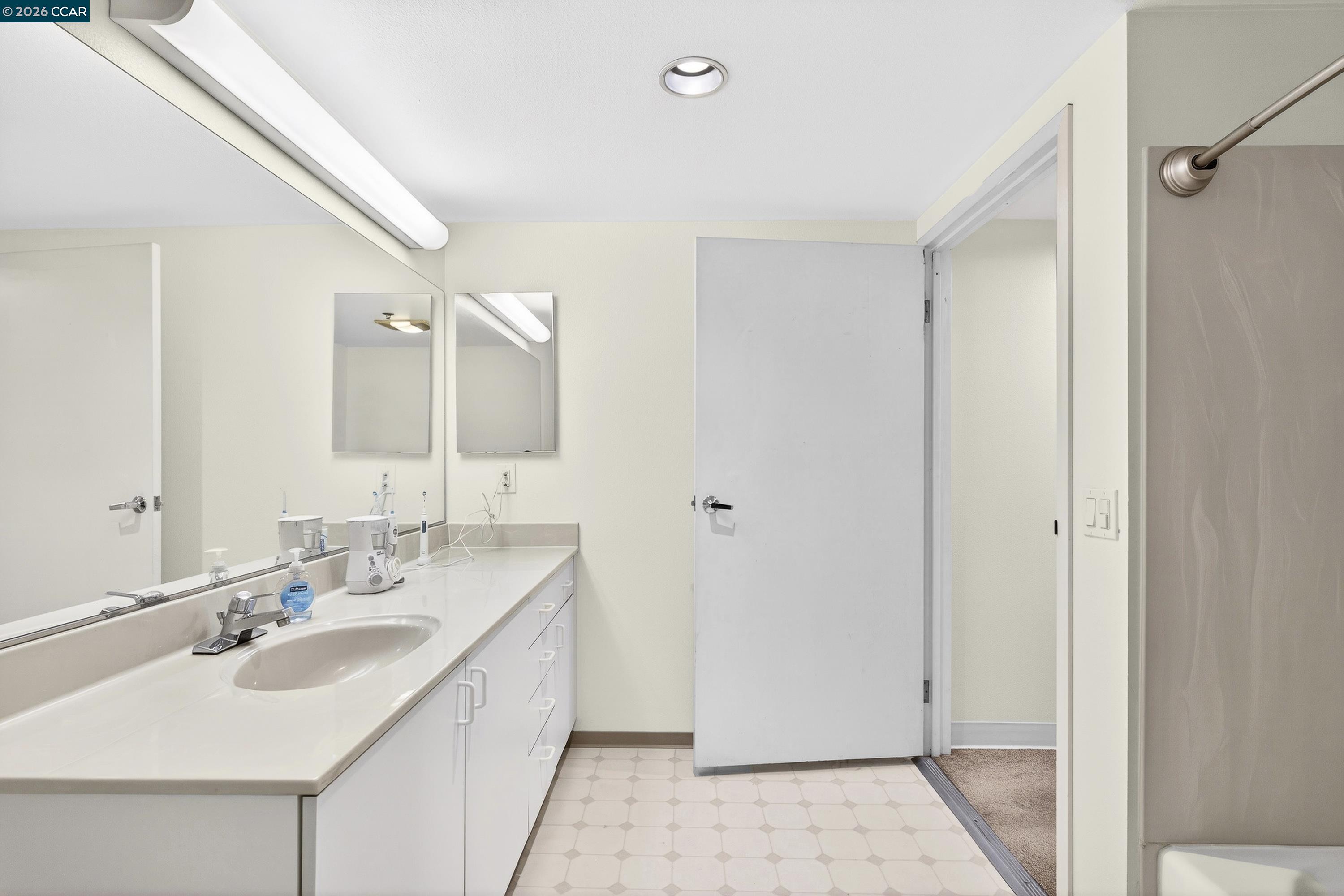 988 Franklin Street, Unit 707 Oakland, CA 94607 - Photo 41 of 55