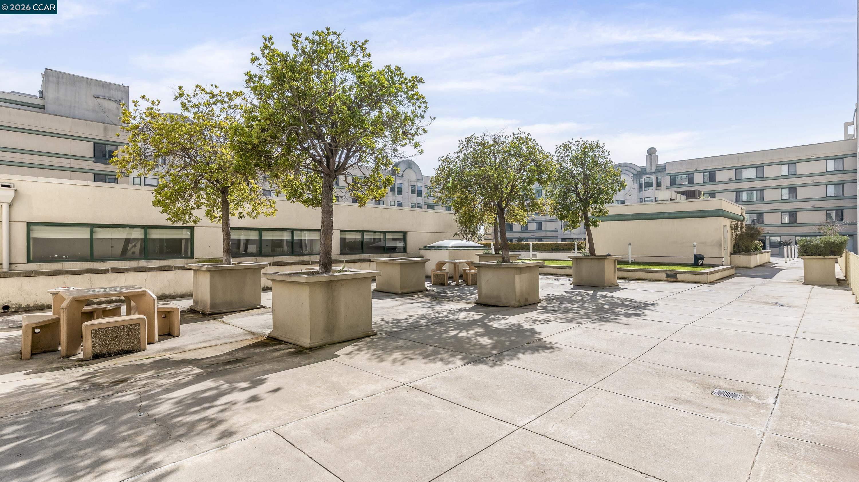 988 Franklin Street, Unit 707 Oakland, CA 94607 - Photo 44 of 55