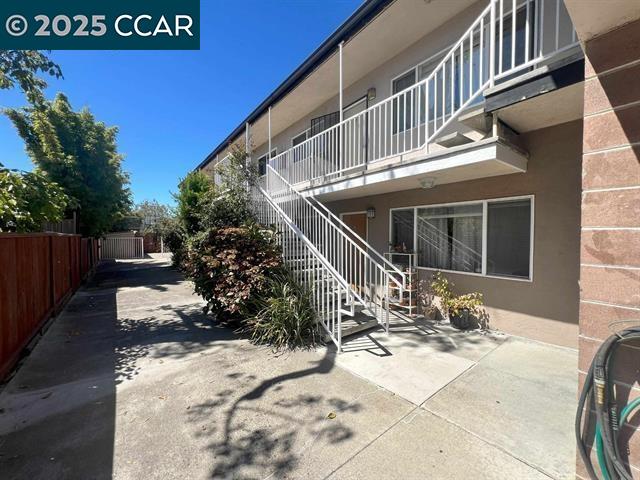 2134 McGee Avenue, Unit B Berkeley, CA 94703 - Photo 11 of 16