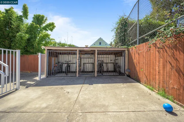 $2,550 | 2134 McGee Avenue, Unit B, Berkeley, CA 94703