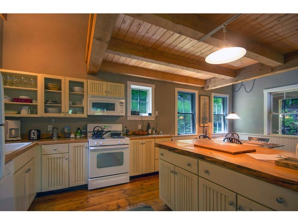 7199 Westminster West Road Putney, VT 05346 - Photo 8 of 16