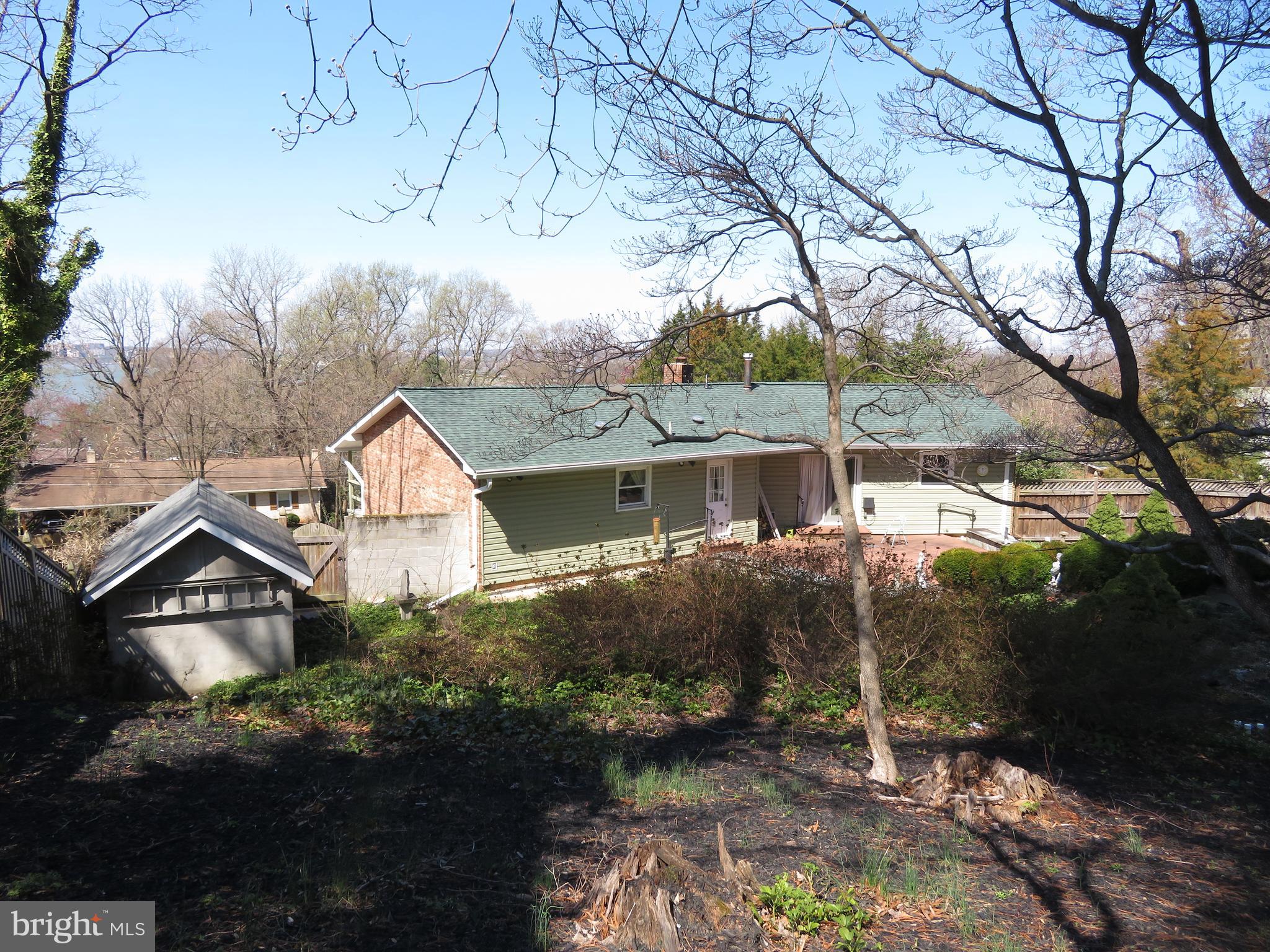 7318 Riverhill Road Oxon Hill, MD 20745 - Photo 17 of 19 Rear