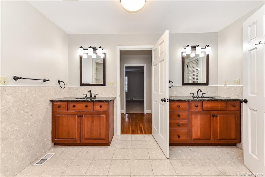 1501 Providence Road Charlotte, NC 28207 - Photo 14 of 24 Gallery Image 14