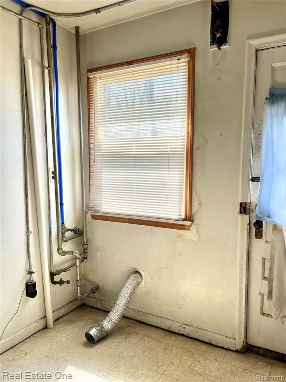 2825 Normandy Road Royal Oak, MI 48073 - Photo 14 of 18