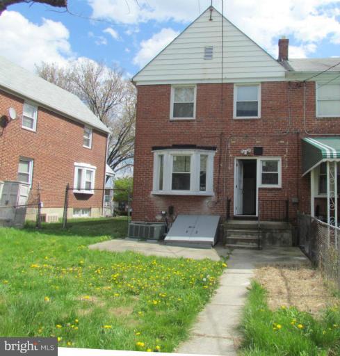 1414 East Cold Spring Lane Baltimore, MD 21239 - Photo 5 of 18 Exterior (Rear)