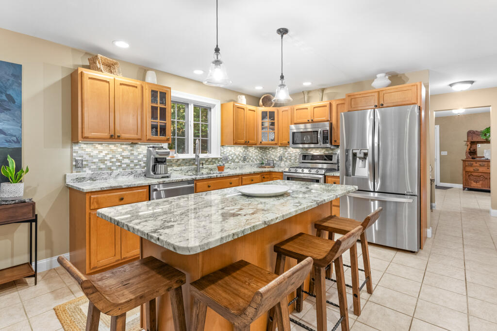 11 Fox Run Road Falmouth, ME 04105 - Photo 16 of 77 20251009-DSC08478
