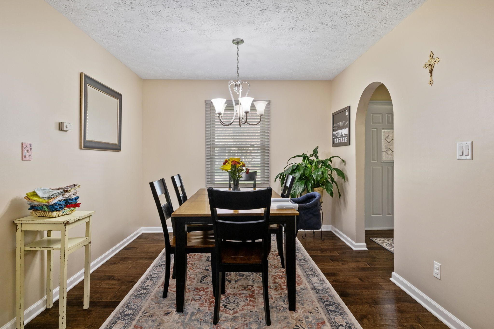 8720 Winding Ridge Road Indianapolis, IN 46217 - Photo 12 of 32 Gallery Image 12