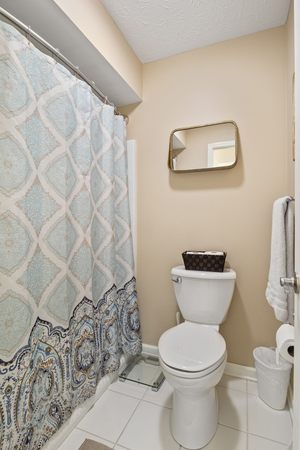 8720 Winding Ridge Road Indianapolis, IN 46217 - Photo 17 of 32 Gallery Image 17