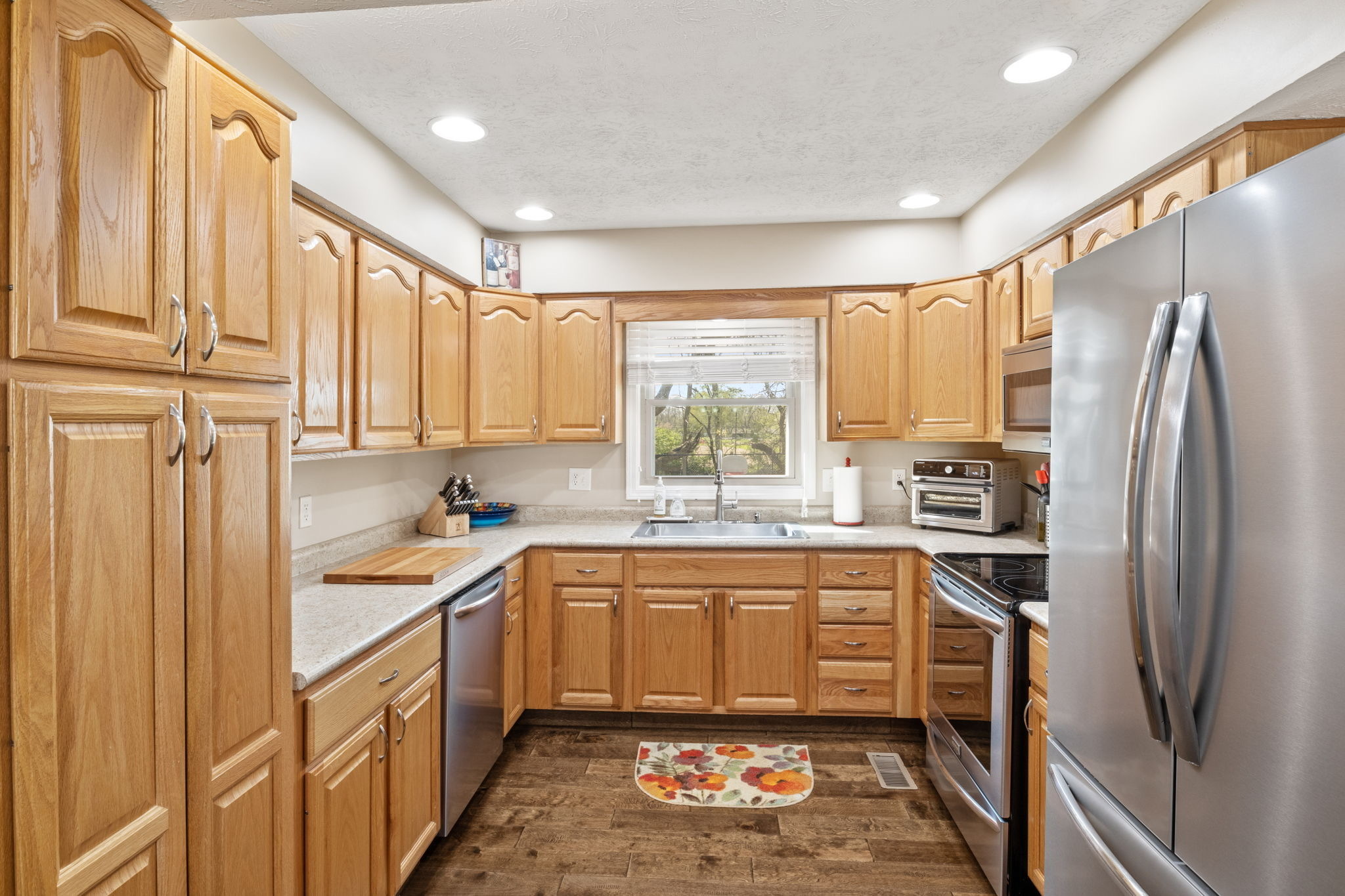 8720 Winding Ridge Road Indianapolis, IN 46217 - Photo 8 of 32 Gallery Image 8