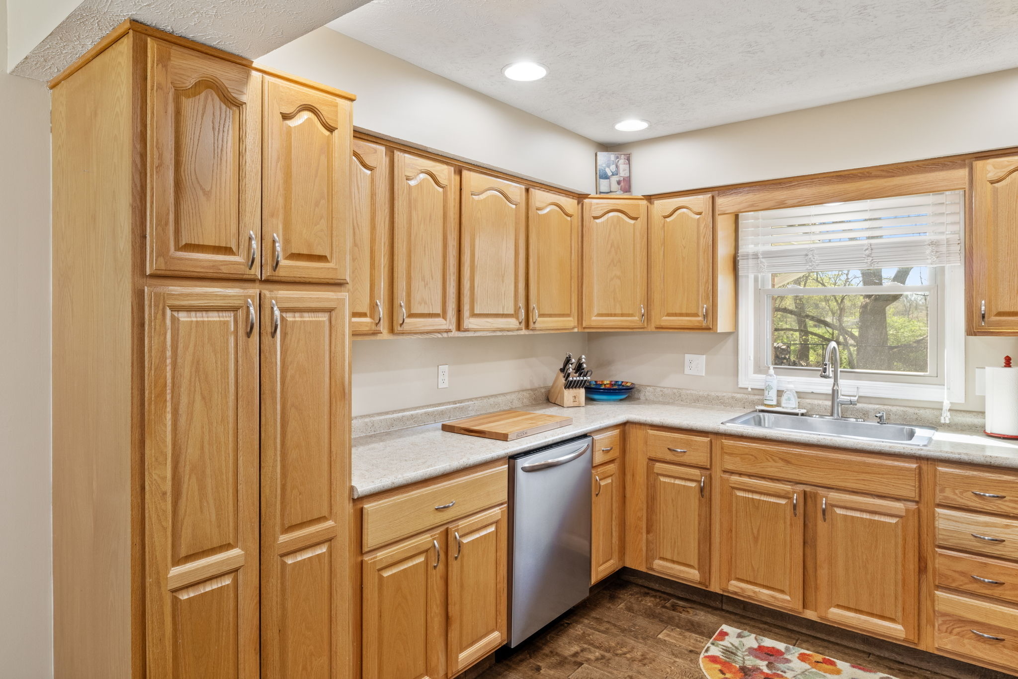 8720 Winding Ridge Road Indianapolis, IN 46217 - Photo 9 of 32 Gallery Image 9