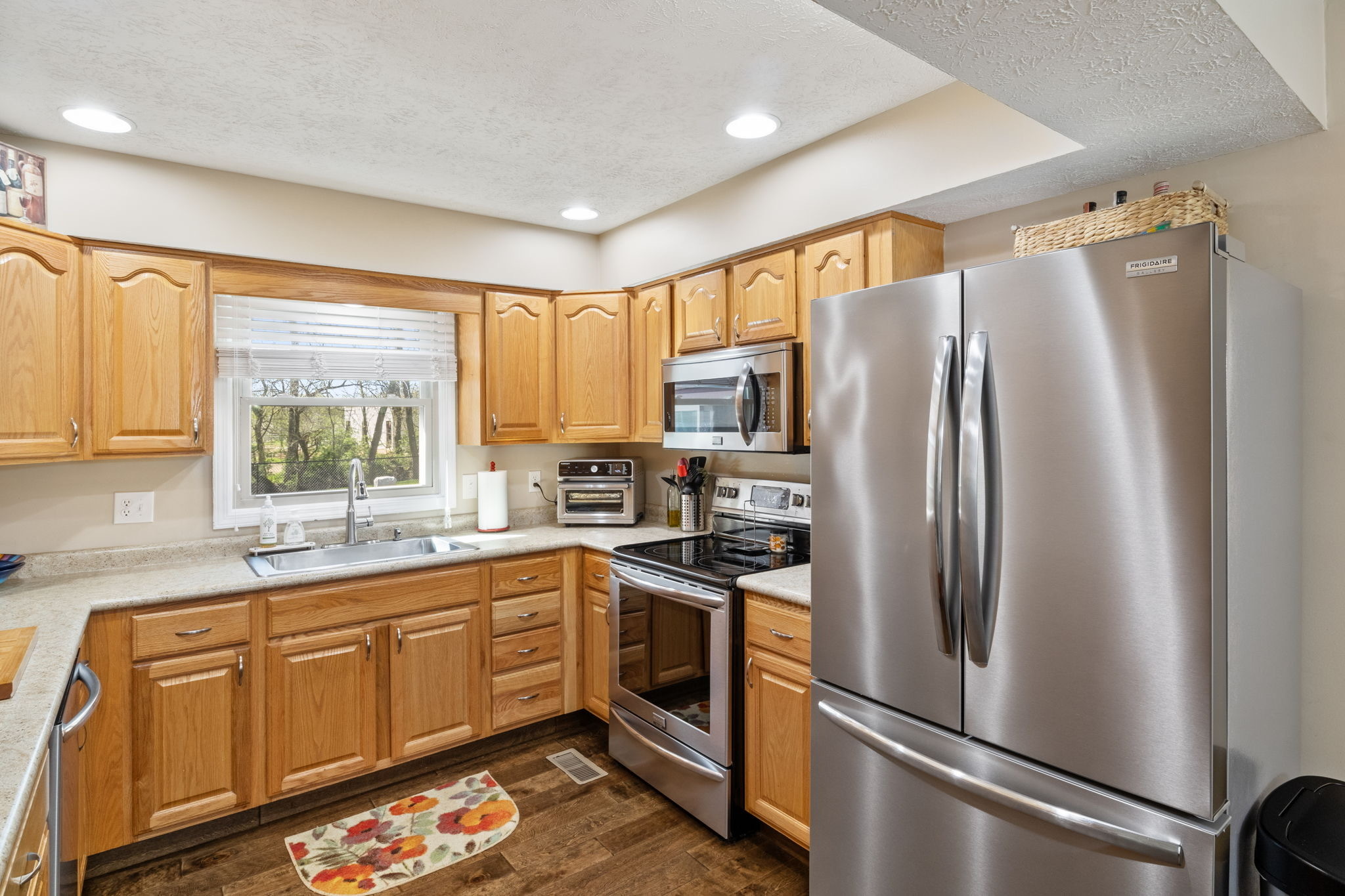 8720 Winding Ridge Road Indianapolis, IN 46217 - Photo 10 of 32 Gallery Image 10