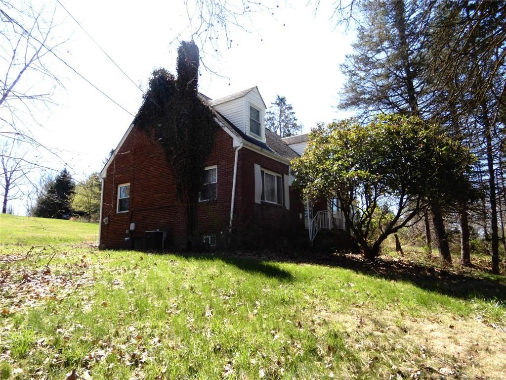 664 Old Morganza Road Canonsburg, PA 15317 - Photo 5 of 13 664 Old Morganza Road