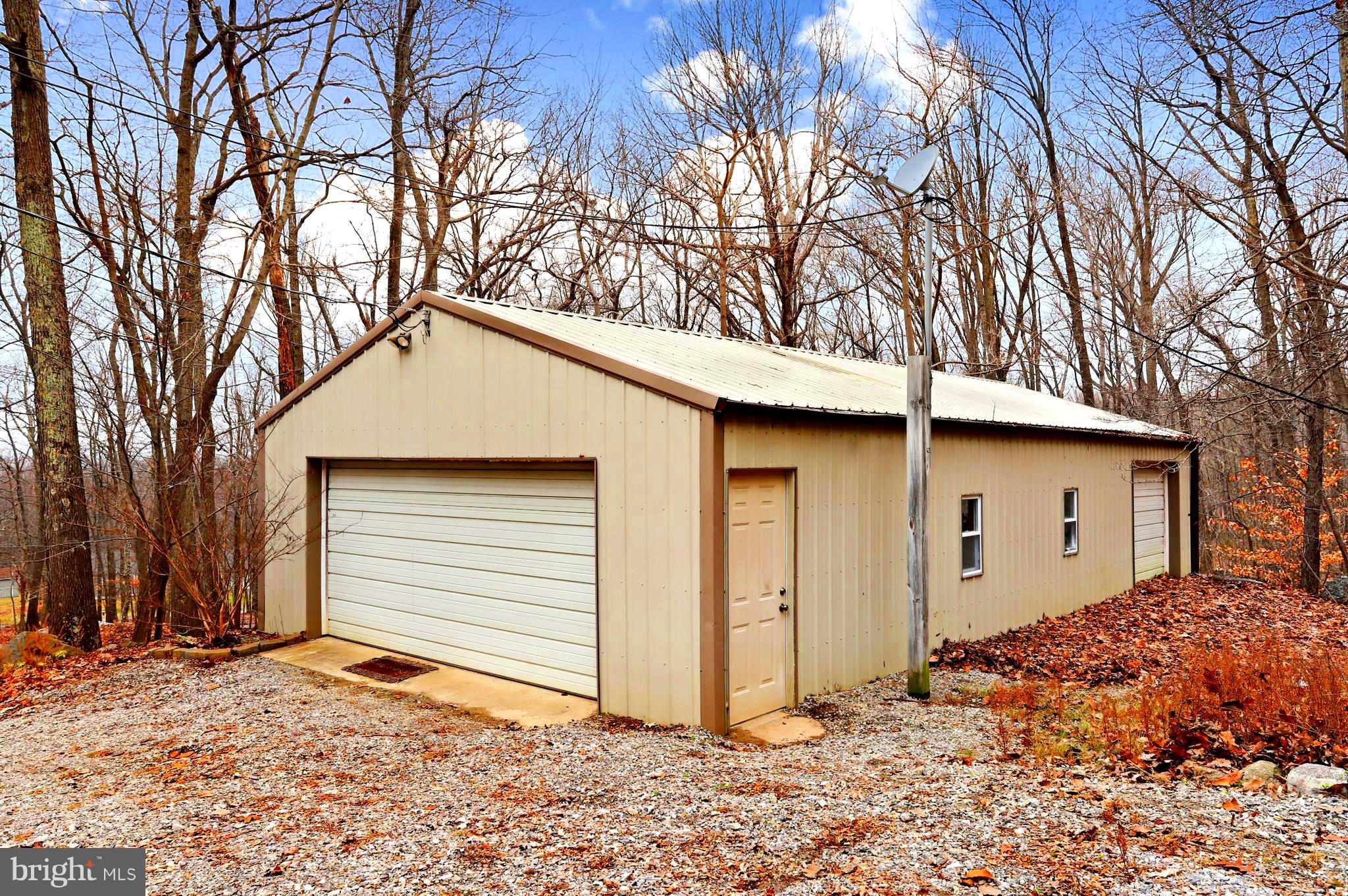 1627 Hoffmaster Road Knoxville, MD 21758 - Photo 21 of 39 Huge 20' x 50' outbuilding with double garage door