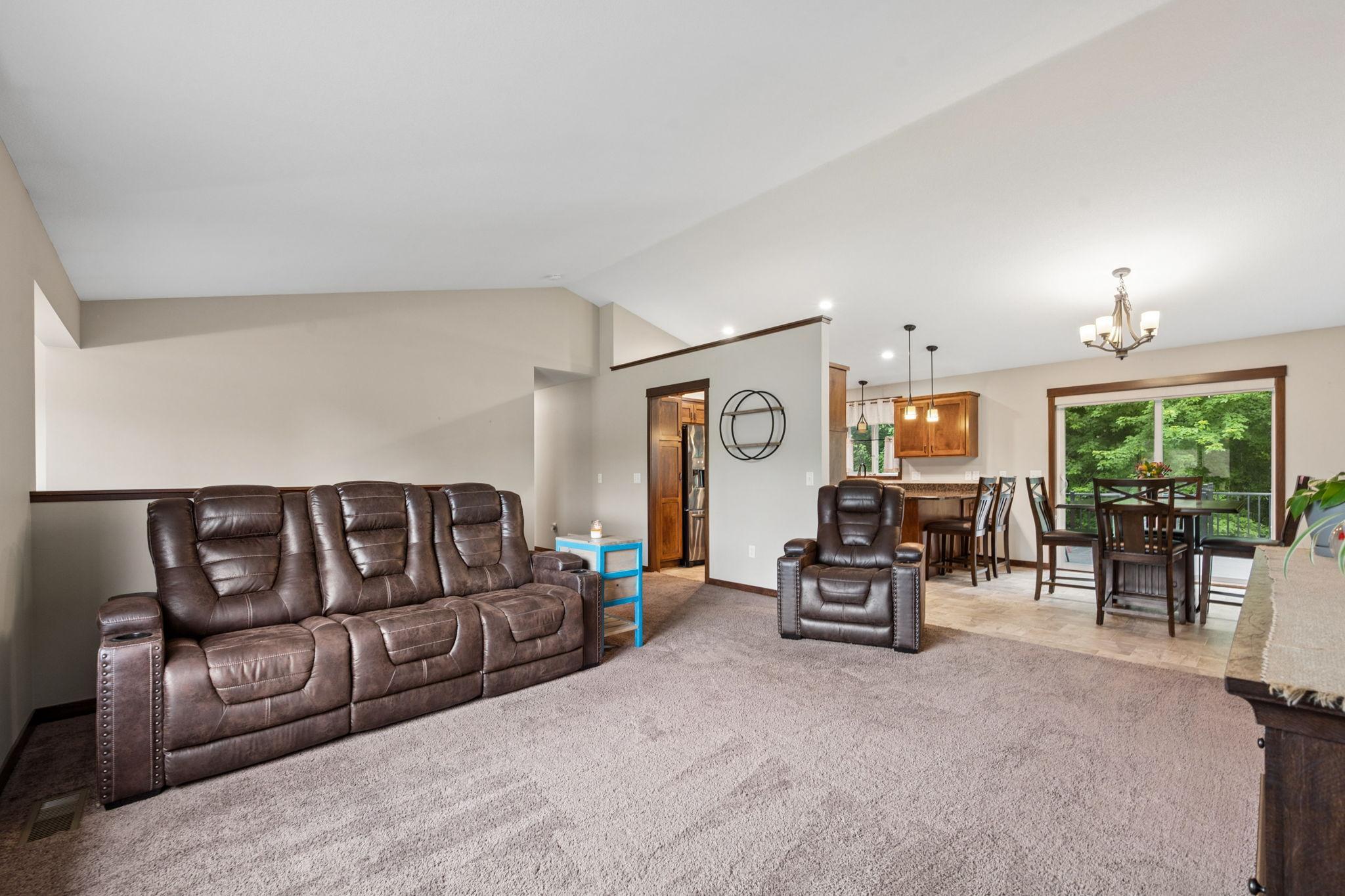 683 Elins Lake Road Cambridge, MN 55008 - Photo 10 of 46