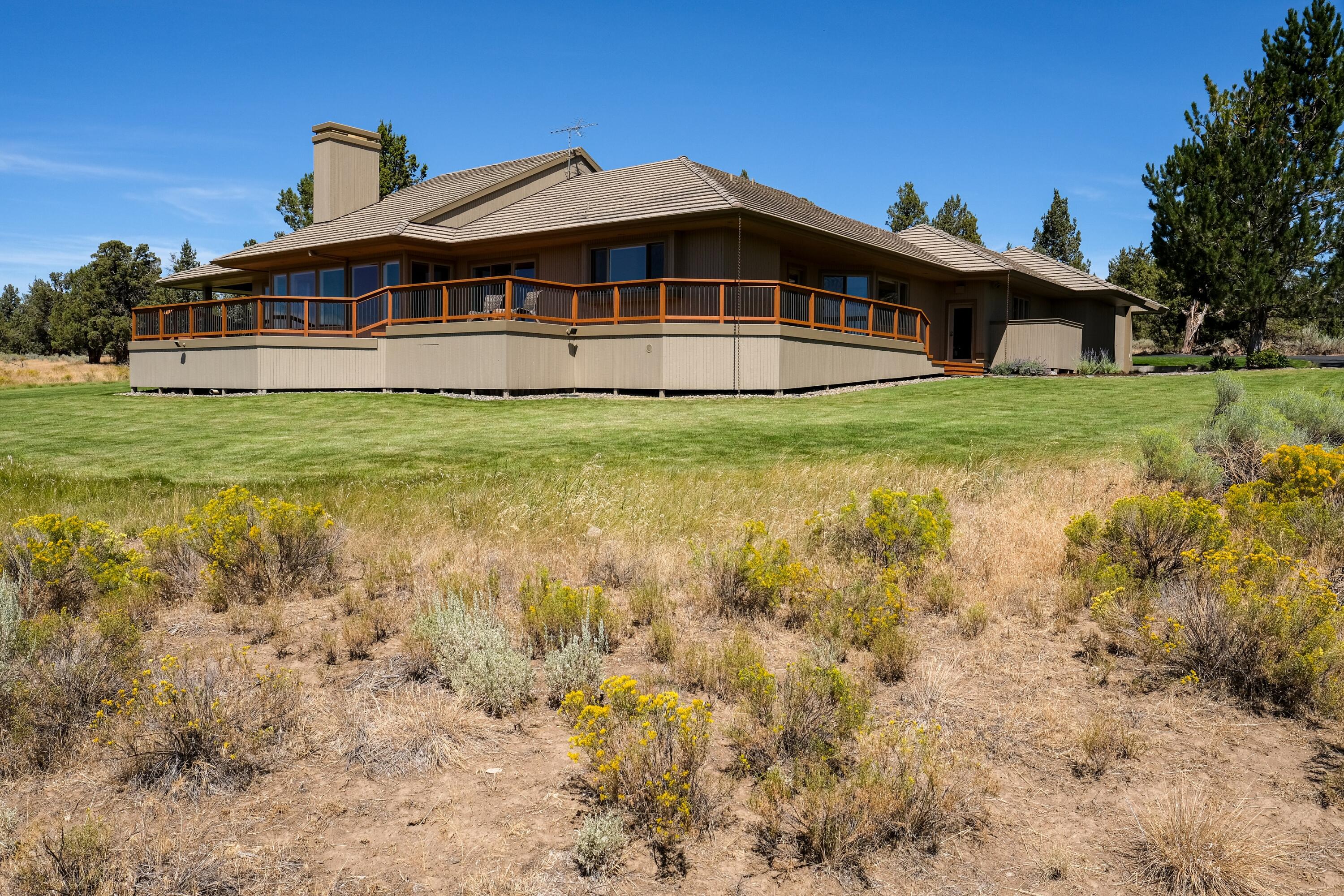 68404 George Cyrus Road Sisters, OR 97759 - Photo 44 of 65 45