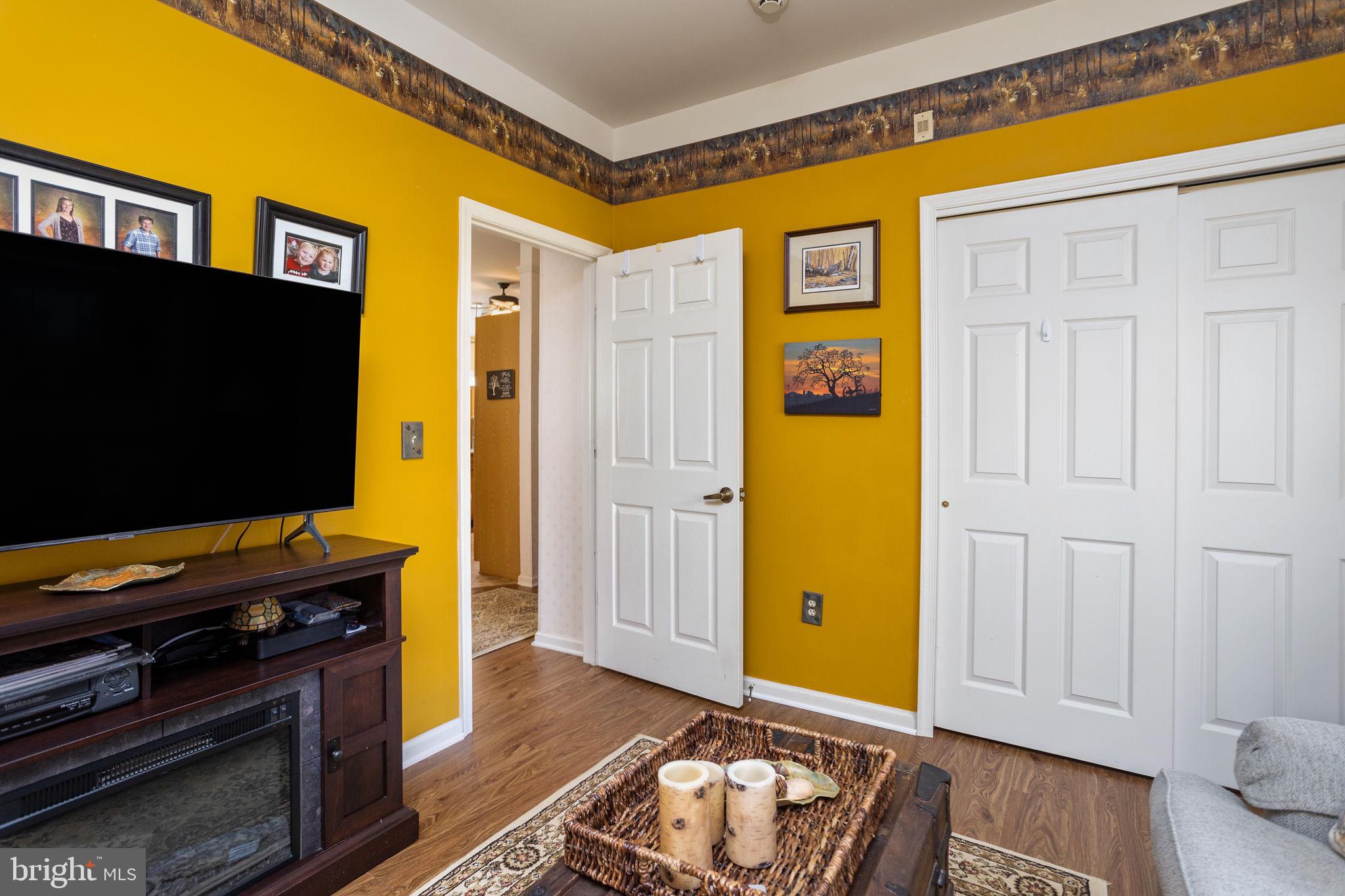 4 Lantern Lane Columbus, NJ 08022 - Photo 28 of 46 a living room with furniture and a flat screen tv
