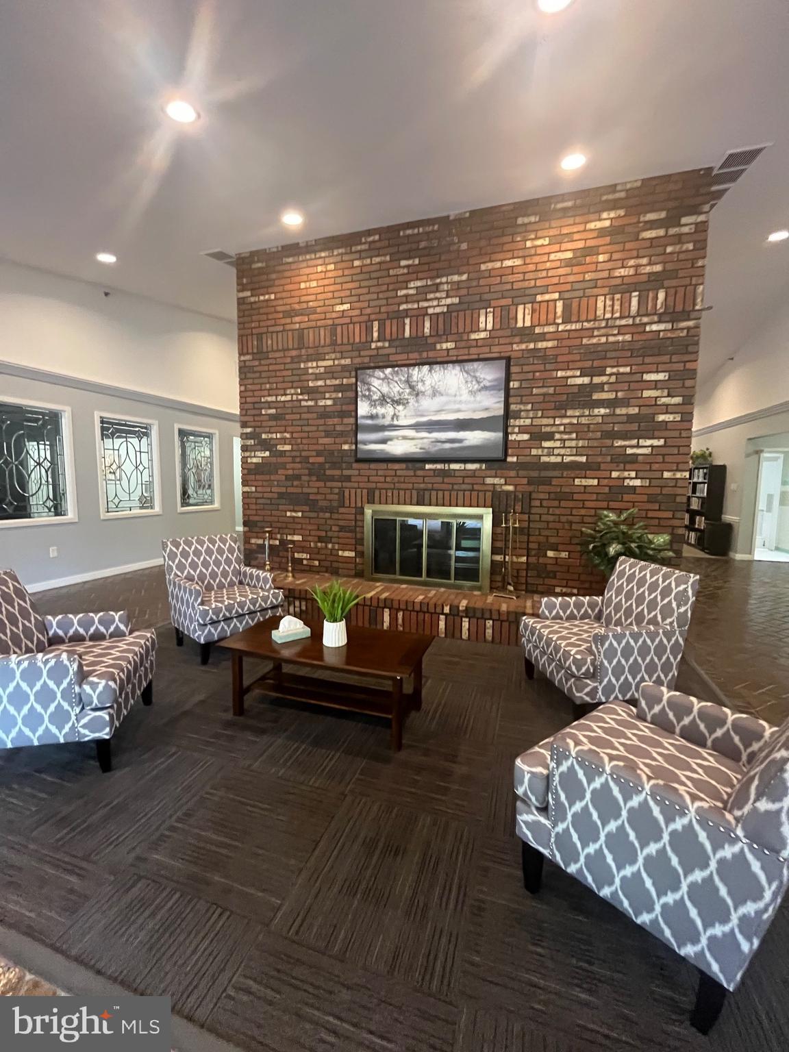 4 Lantern Lane Columbus, NJ 08022 - Photo 41 of 46 a living room with furniture and a large window