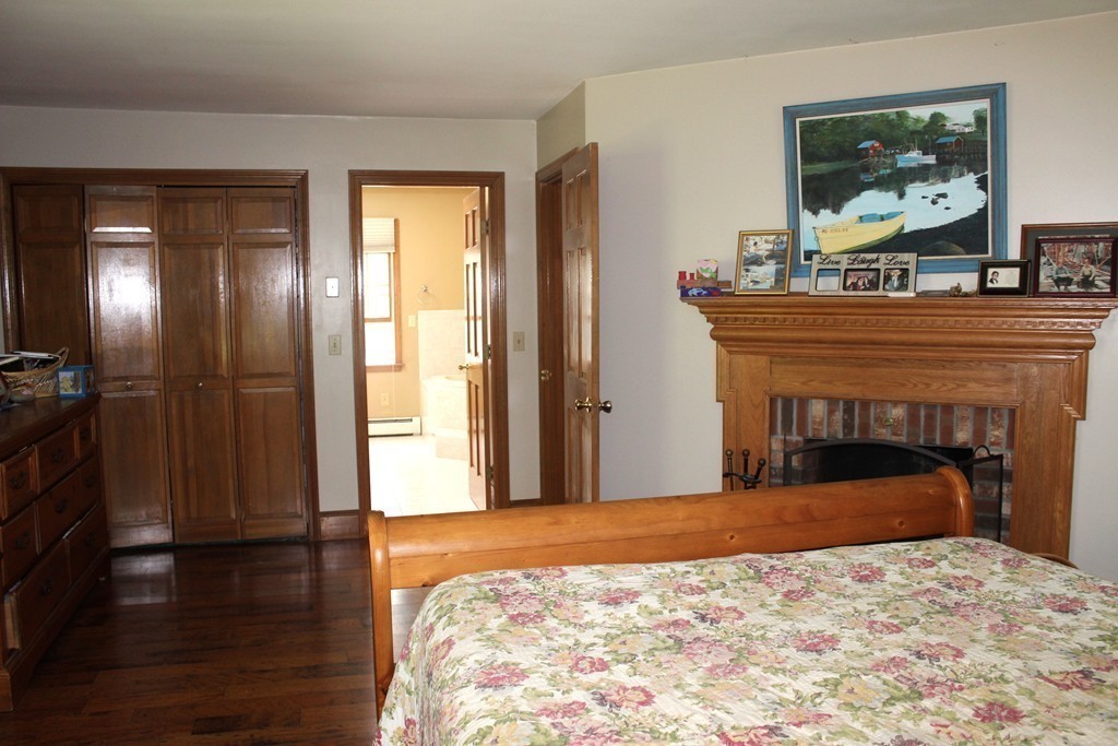 37 Deerfield Terrace Rochester, MA 02770 - Photo 19 of 29